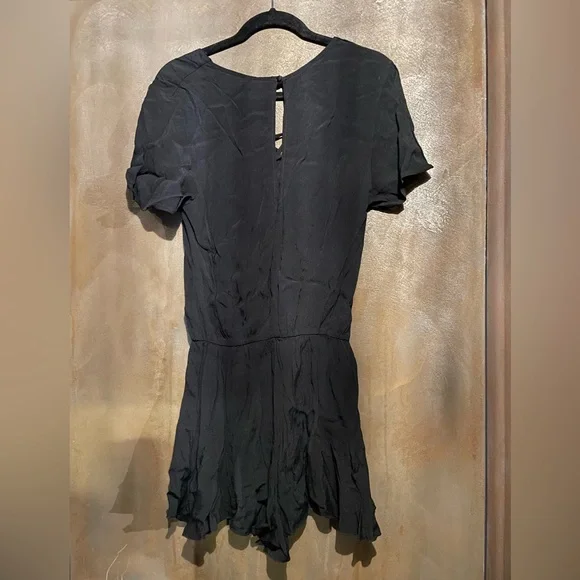 Elan Black Short Sleeve Romper - Picture 4 of 5